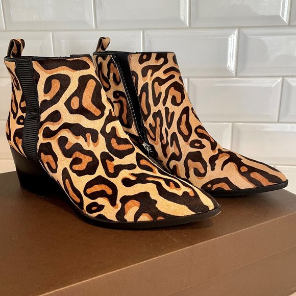 Ladies Linea Paolo Leopard Booties (7 1/2 M) - Picture 1 of 6